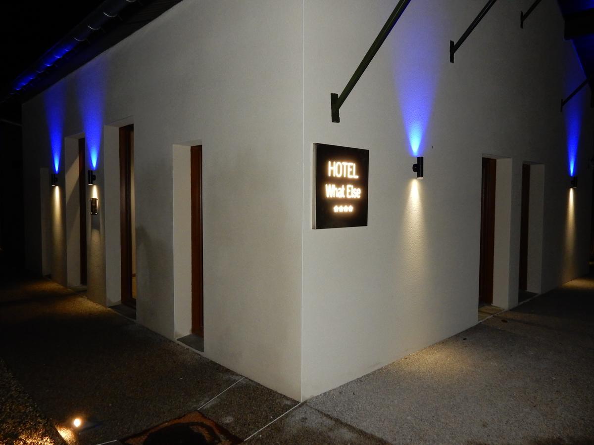 What Else Hotel Saint-Vulbas Exterior photo
